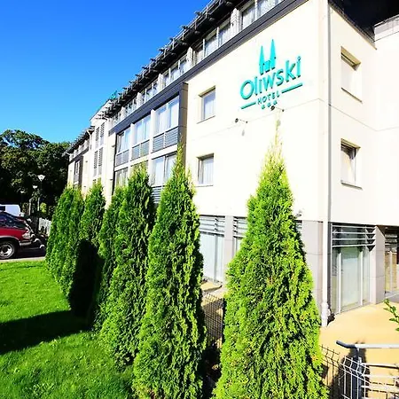 Oliwski 3*
