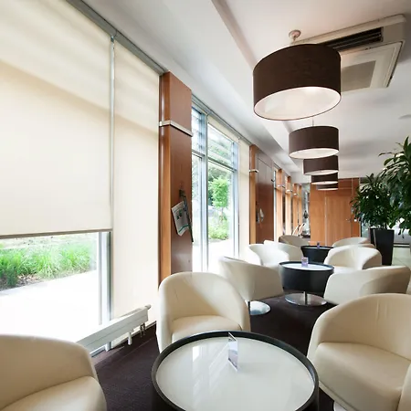 Oliwski 3* Гданьск